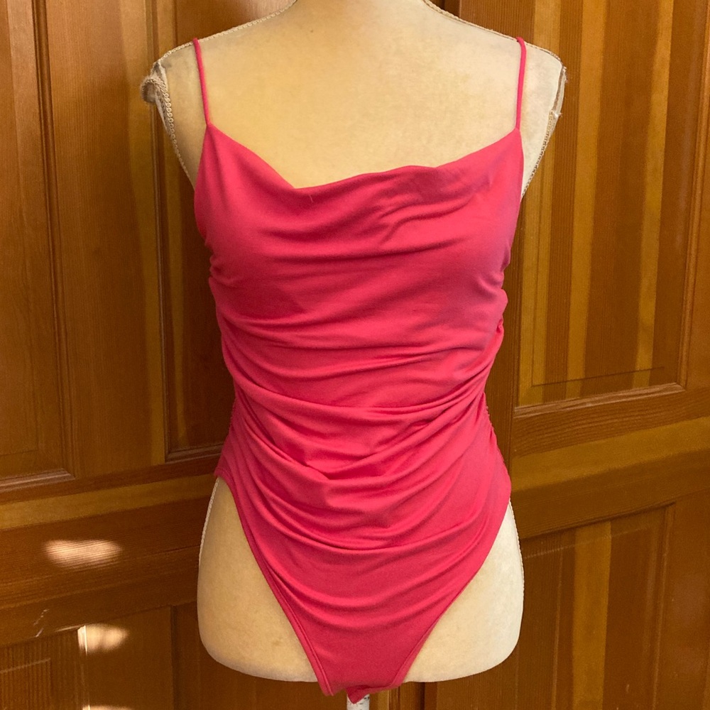 Nwt, Lavishly Paris Hot Pink Rouched Bodysuit